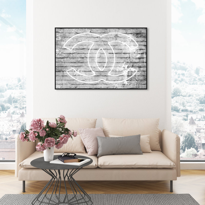 «Fashion and Glam All Glory», impression sur toile tendue, L 54 po x H 36 po, Cadre noir