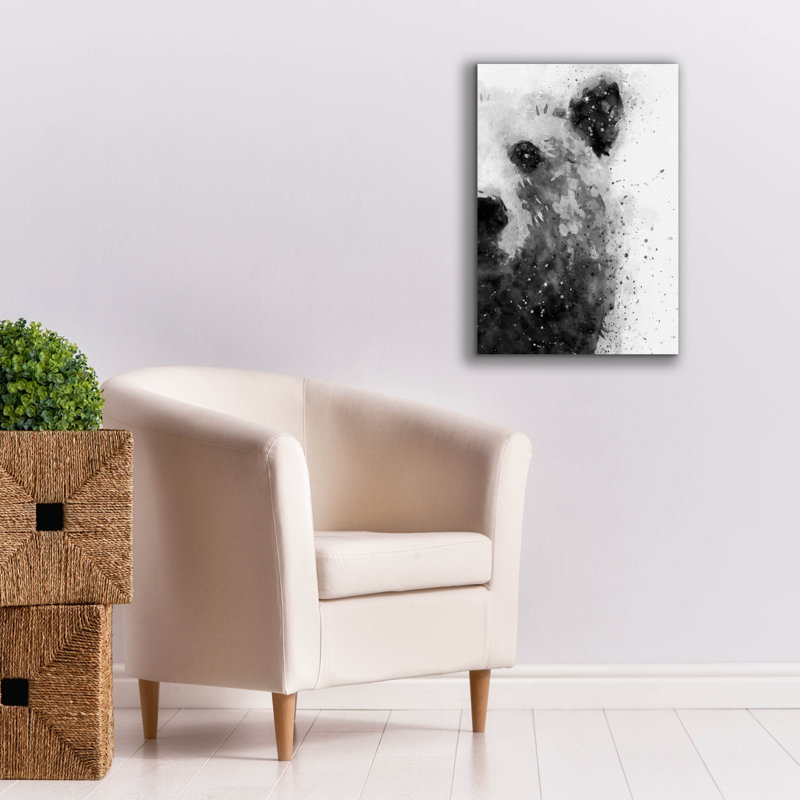 «Bear At Attention» par Brandon Wong, art mural sur toile, H 26 po x l 18 po x P 0,75 po
