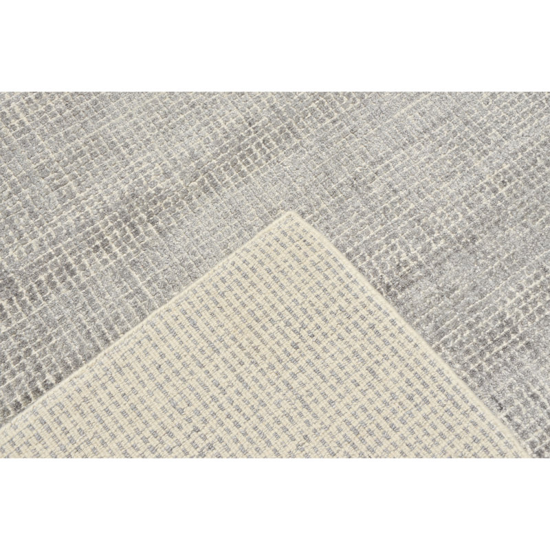 Floral Area Rug in Gray/White, Rectangle 5' x 8'