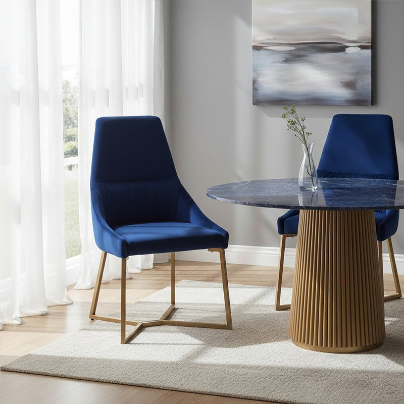 Tufted Velvet Upholstered Side Chair in Black
