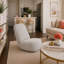 Colocalisation en chenille, brume-452194367