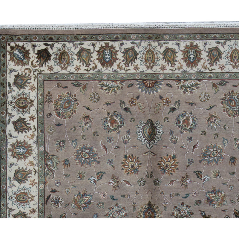Tapis brun de haute qualité noué à la main