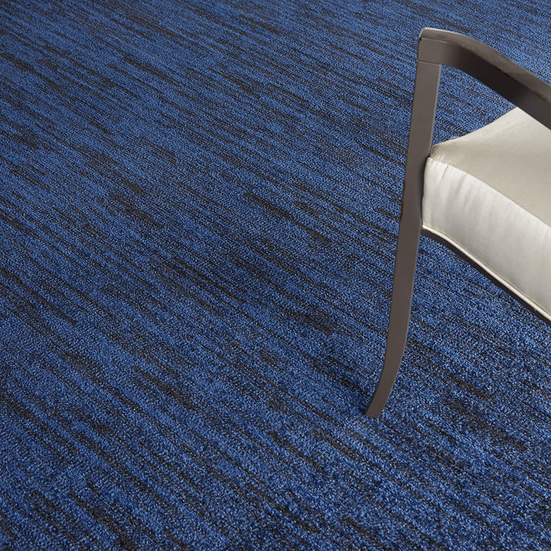 Tapis bleu / bleu en polypropylène tissé à la machine Biorn