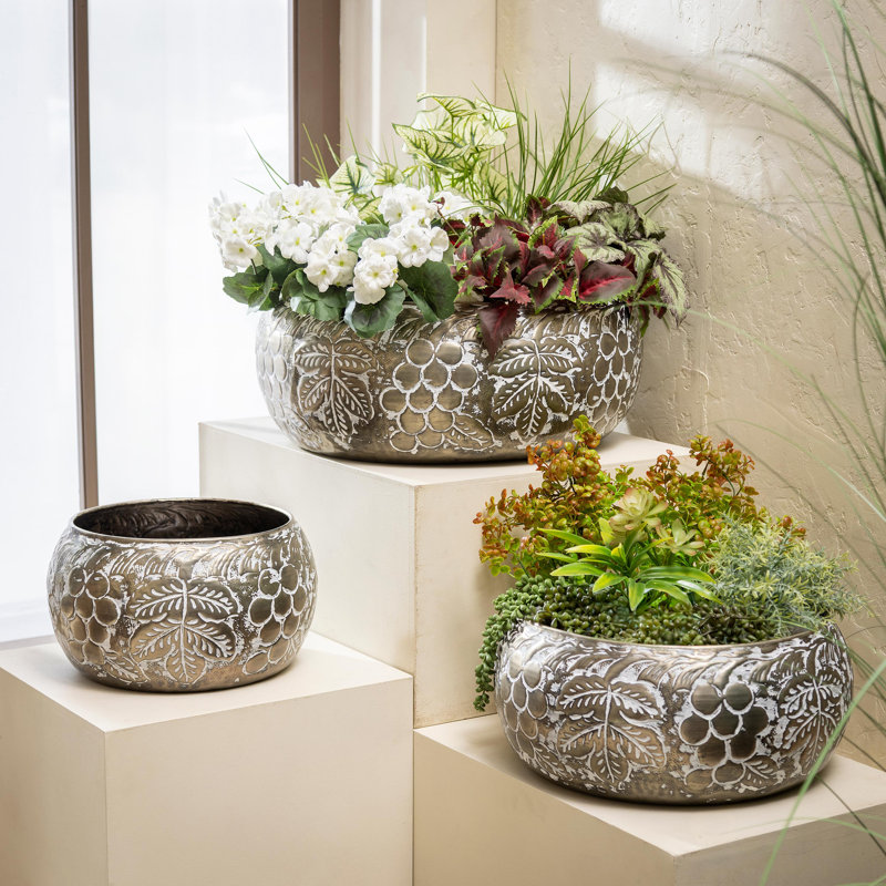 Circular Embossed Planter, Nested Set of 3