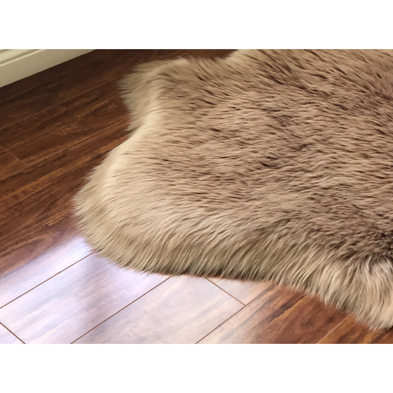 Tapis de la zone brune en peau mouton fait main poils longs Wheless, Nouveauté 2 pi x 5 pi 7 po