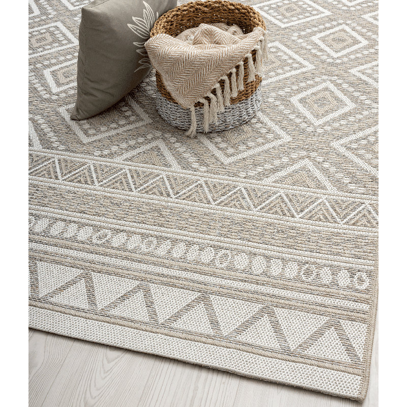 Arcata Geometric Indoor / Outdoor Area Rug, Rectangle 140 x 200cm