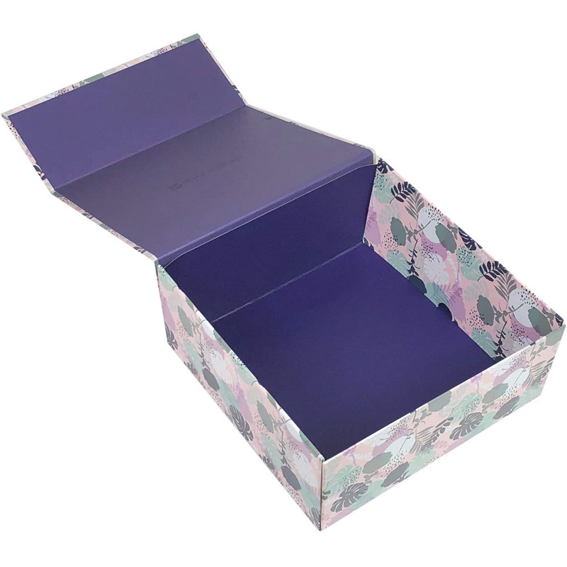 Ensemble de boîtes en carton / papier