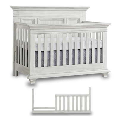 Lit de bébé convertible standard Weston avec garde-corps pour tout-petits
