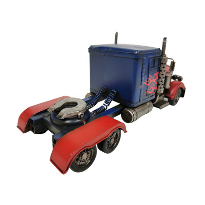 Sculpture semi-camion