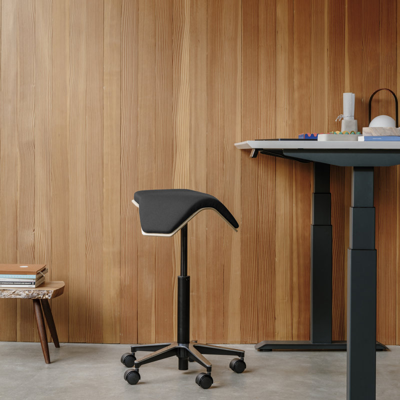 Saddle Chair, Black