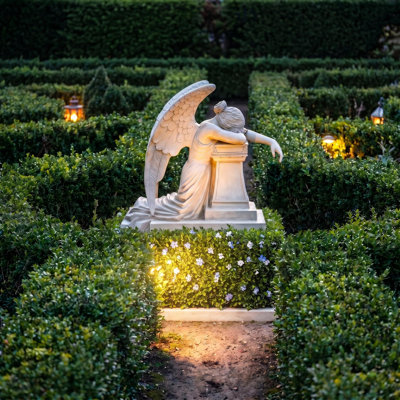 Statue ange de la douleur