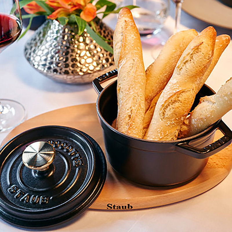 La Cocotte Cast Iron Round Cocotte, 1.25 quarts, Black Matte