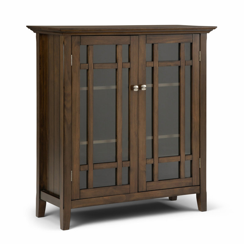 Armoire de rangement moyenne Bedford de 99 cm de large en bois massif, fini brun vieilli naturel rustique