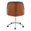 Chaise de bureau pivotante moderne, structure en métal chromé, accents de bois de noyer, siège en similicuir brun-1507927169-1507927199