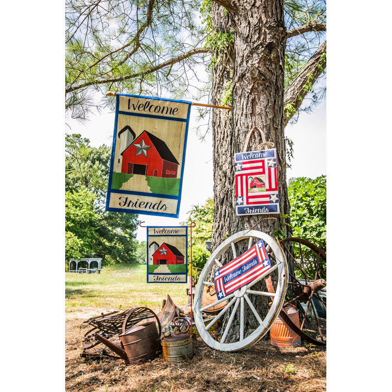 Drapeau de maison campagnard en polyester de 18 po x 13 po Dehn Country Patriotic Barn
