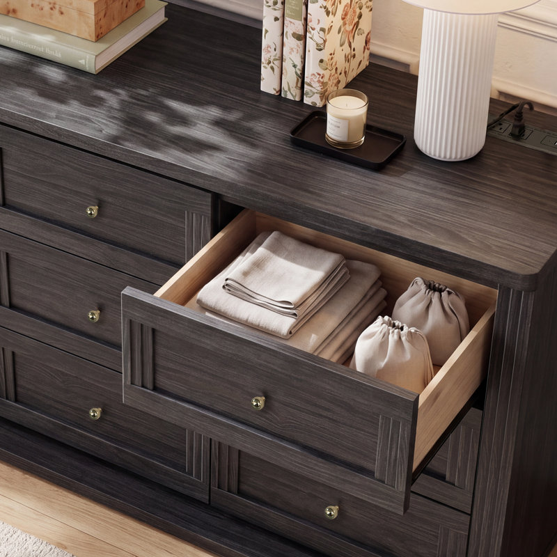 Commode 9 tiroirs pour chambre à coucher avec station de charge, commode moderne, armoire de rangement pour garde-robe longue, commode large polyvalente pour vestibule de salon de chambre à coucher