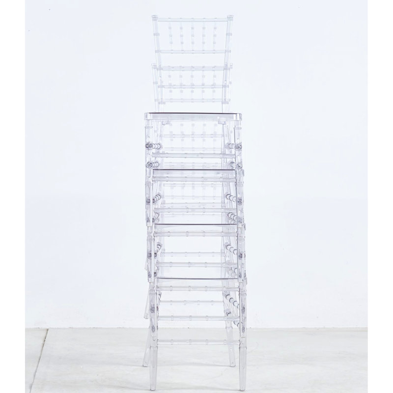 De 4 chaises de salle à manger, siège en plastique. Style moderne. Capacité de charge de 220 lb. Conception transparente. Assemblage facile. Fauteuil à souder 19,31 po de largeur, l 18,58 po, H 34,01 po. Qualité stable. Chargez. Assemblage et entreti