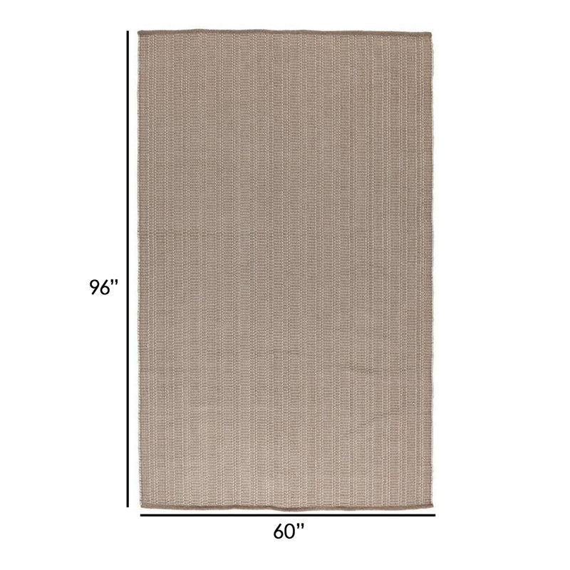 Area Rug in Brown, Rectangle 5' x 8'