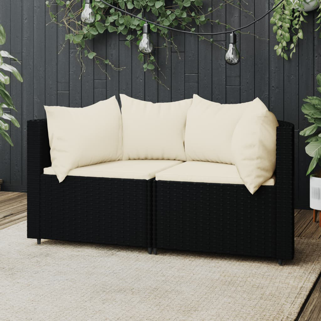 Gartensofa mit Kissen