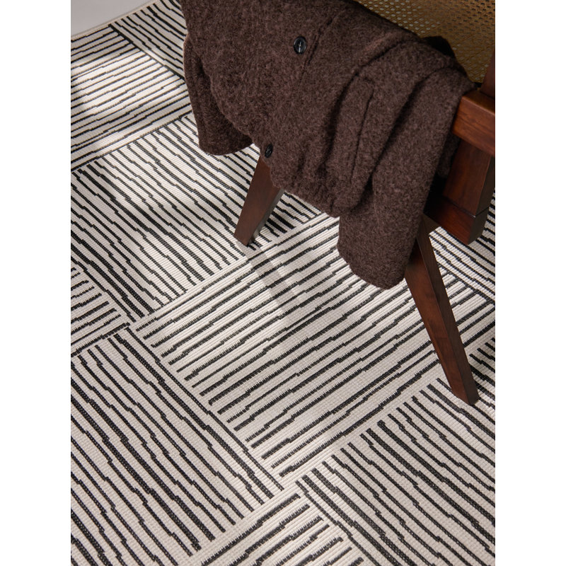 Derriyah Geometric 120cm X 170cm Indoor / Outdoor Area Rug