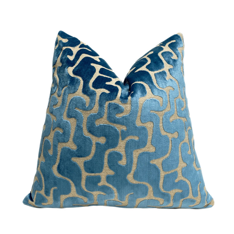 Housse de coussin Velvet Maze, Carré 22 po, Île Seymour Nord, Galapagos