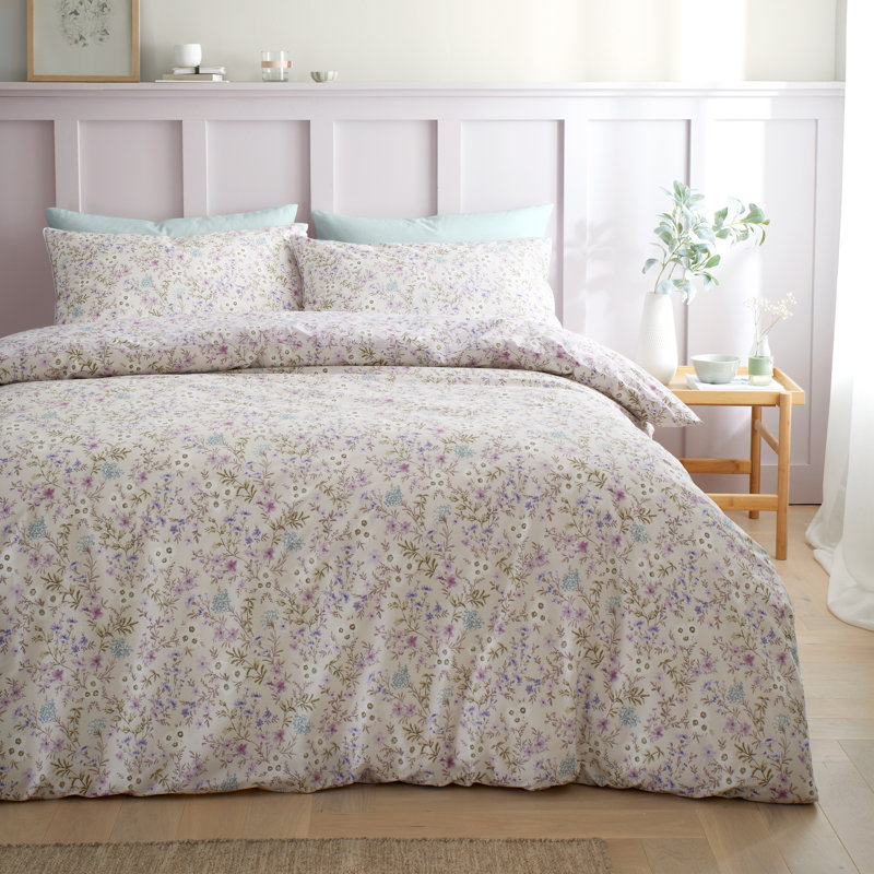 Ditsy Floral 200 Thread Count Cotton Reversible Duvet Cover Set, Super King Duvet Cover Set + 2 Pillowcases
