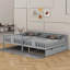Lit double superposé au-dessus d'un lit double avec lit gigogne simple et échelle-791754254