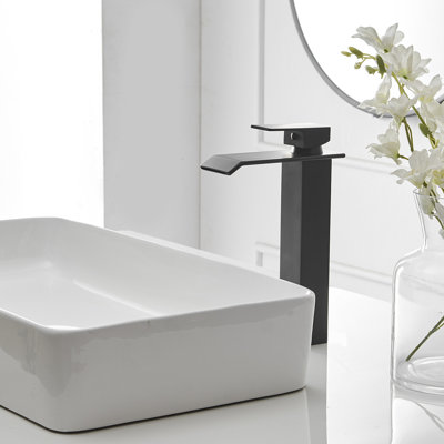 Robinet de salle de bain vasque avec bonde