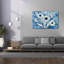 «Batik Flowers» par Shirley Novak, art mural sur toile-388708203