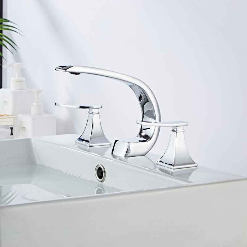 Bathroom Faucet with Drain Assembly, Chrome
