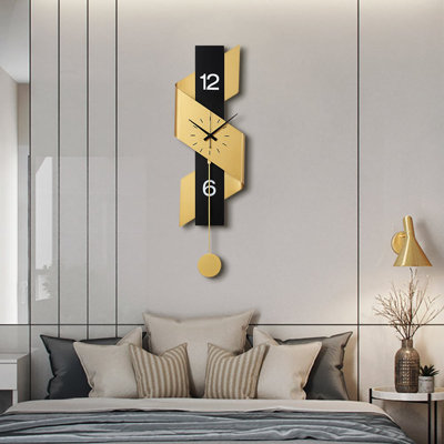 Très grande horloge murale 34,3 po