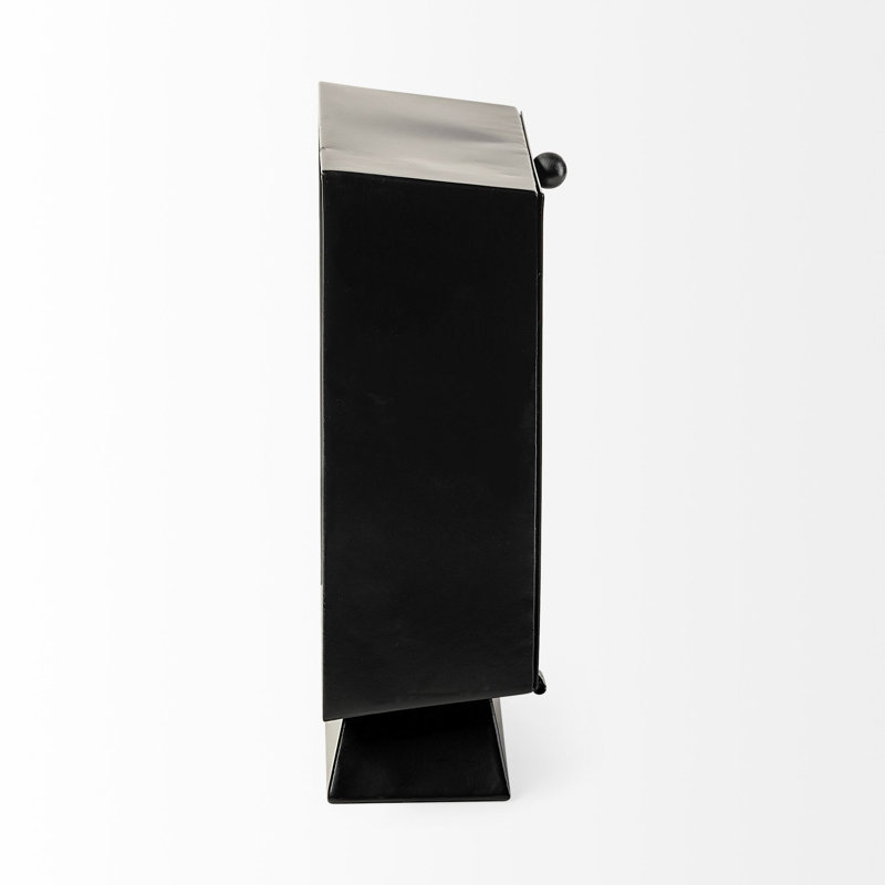 Horloge de table carrée en métal noir