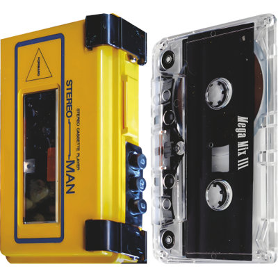 SP13224 Awesome 80s Vintage Portable Cassette Tape Player