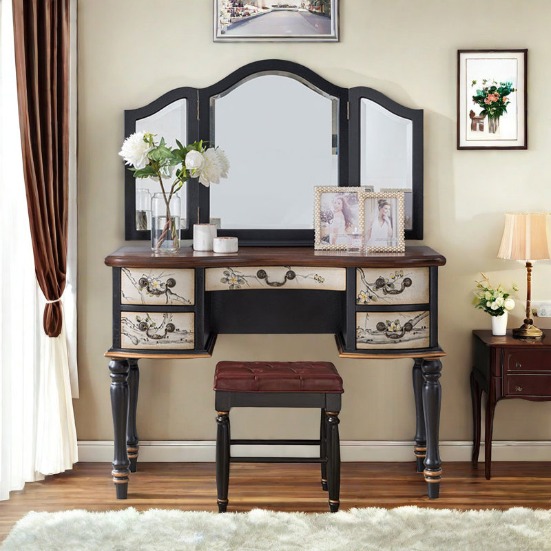 Nathalya Vanity