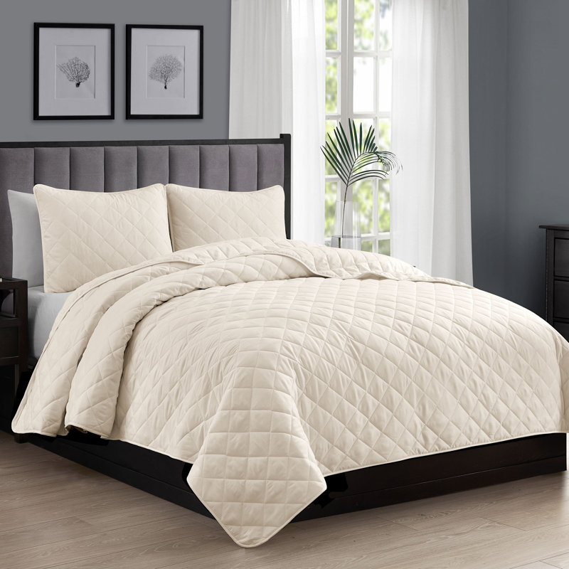 Wayfair Basics® Microfiber Reversible Diamond Quilt Set, Coconut Milk, Twin/Twin XL Quilt + 1 Standard Sham