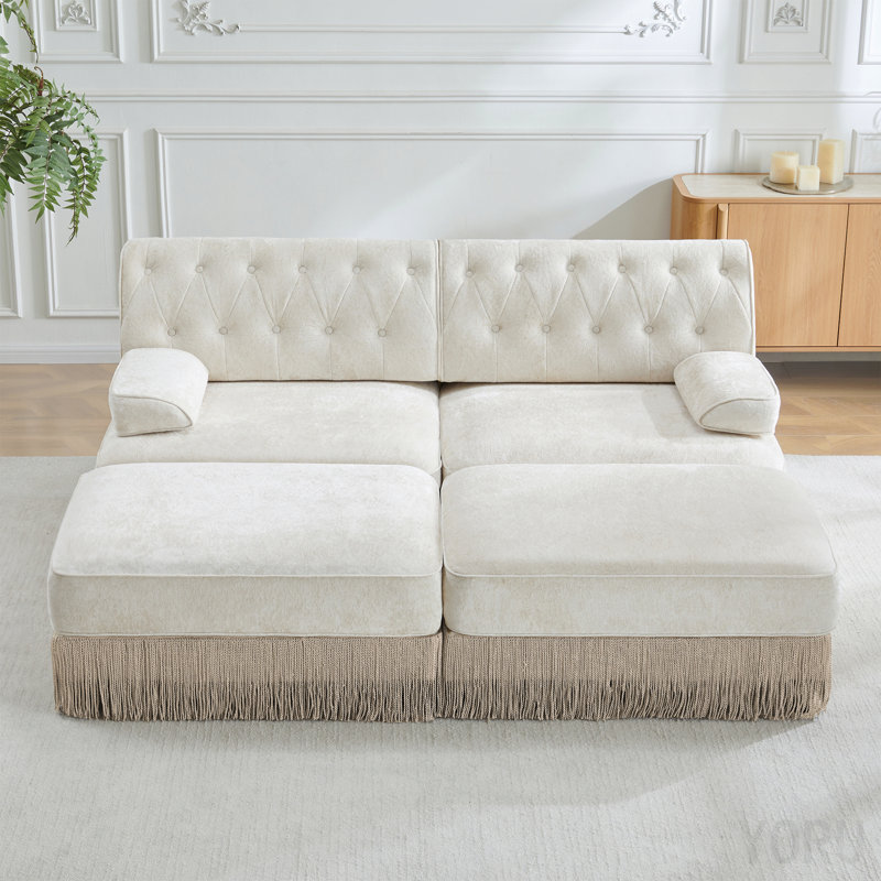 Canapé Chesterfield - velours, jupe à pampille, 2 repose-pieds, accoudoirs courbés - beige