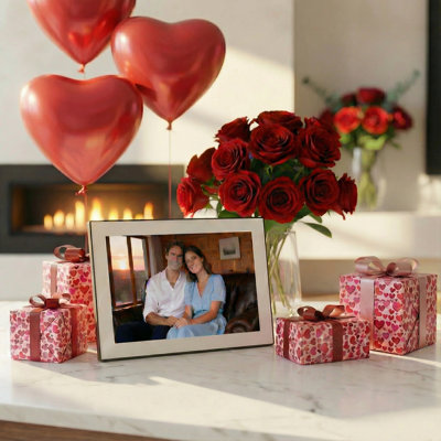 10.1" Full HD Smart Digital Photo Frame with Motion Sensor & Dynamic Al Photos
