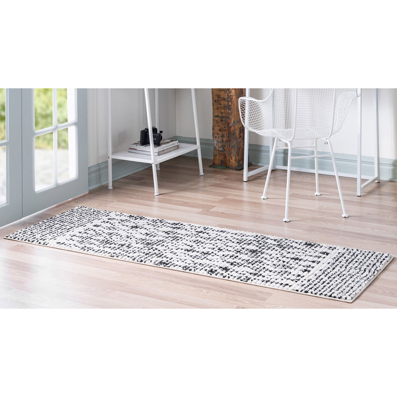 Victorville Abstract Indoor Rug, Runner 2'2" x 6'