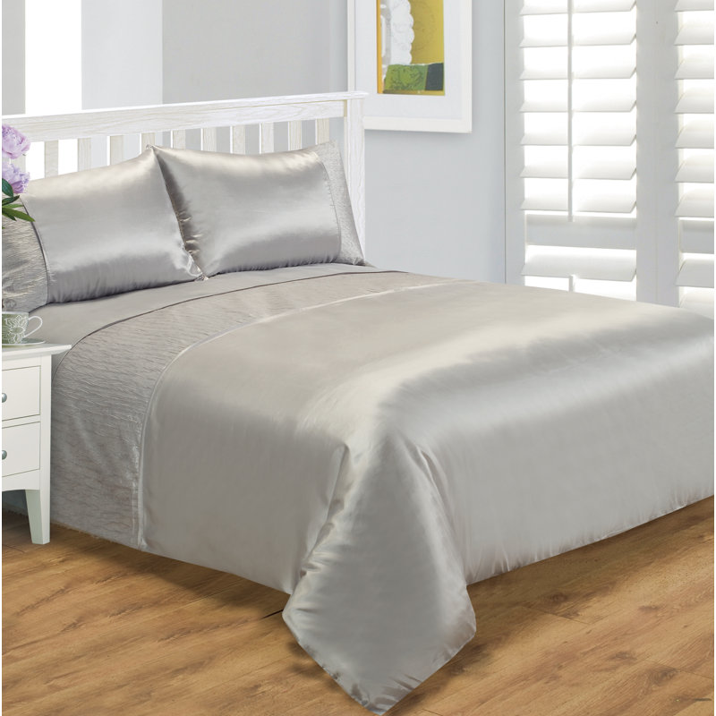SERENE Holyoke 144 TC Duvet Cover Set, Double Duvet Cover + 2 Standard Pillowcases, Silver