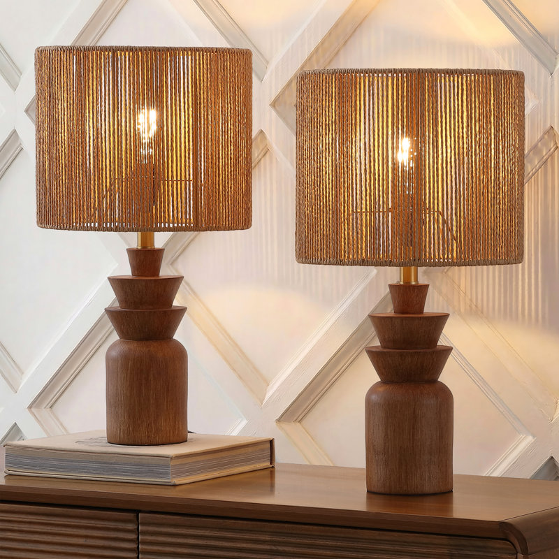 Lampe de table à DEL 22 po avec abat-jour tambour en corde tissée à la main Anderson, Finition en bois brun