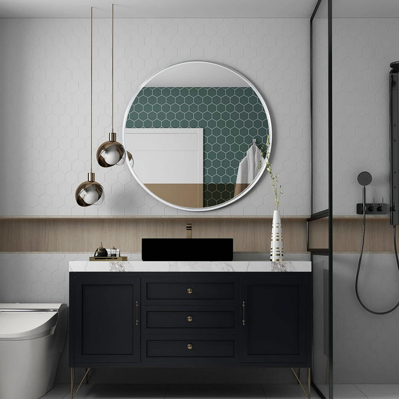 Miroir d'appoint mural Nehan, 33 po x 20 po, Gold