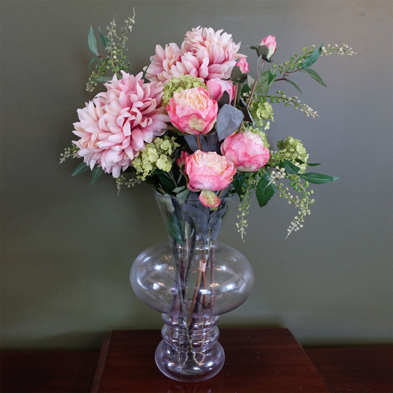 Aritha Glass Table Vase