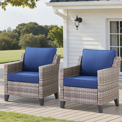 Ensemble de 2 chaises de patio pour l'extérieur avec accoudoirs en osier gris, idéales pour le porche, la piscine, la terrasse et la cour en bleu