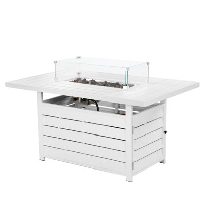 Table de foyer au propane de 54,3 po, structure en aluminium blanc, 50 000 BTU, brûleur en acier inoxydable, pierres de lave, rangement dissimulé pour la bouteille de propane, foyer rectangulaire pour soirées festives, comprend un pare-vent en verre trempé et