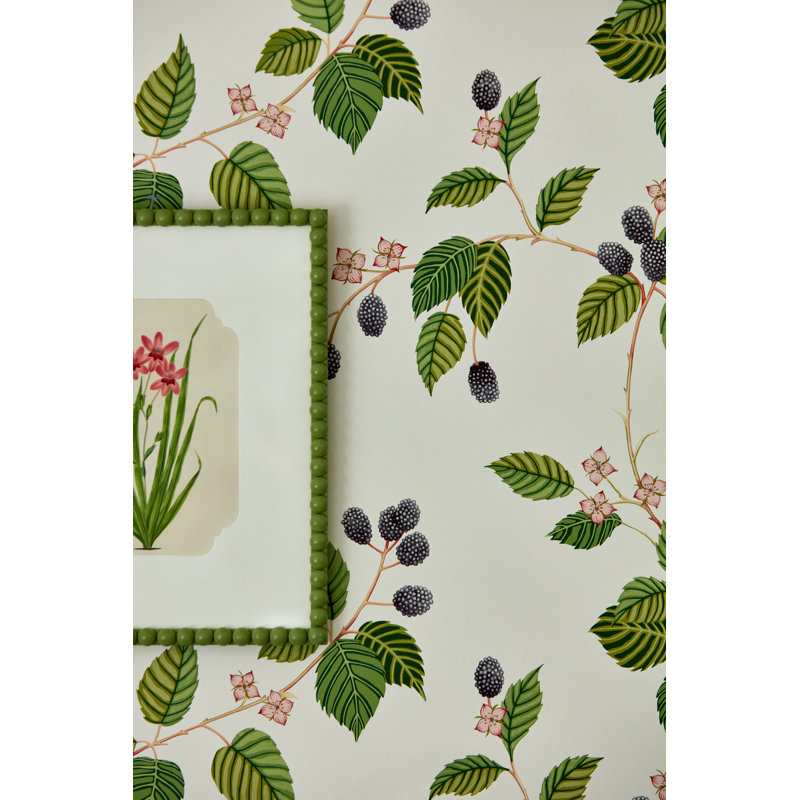 Rubus 10.05m x 52cm Matte Wallpaper Roll, Green