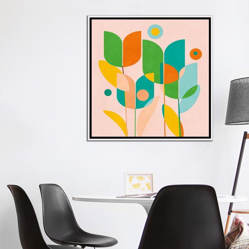 «Circles Shapes Tulips» par Ana Rut Bré - impression d'art graphique, H 37 po x l 37 po x P 1,5 po, Toile blanche encadrée