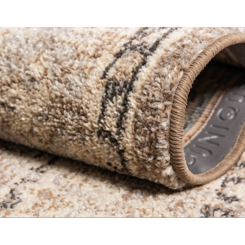 Kalf Abstract Indoor Rug, Rectangle 2'2" x 3'