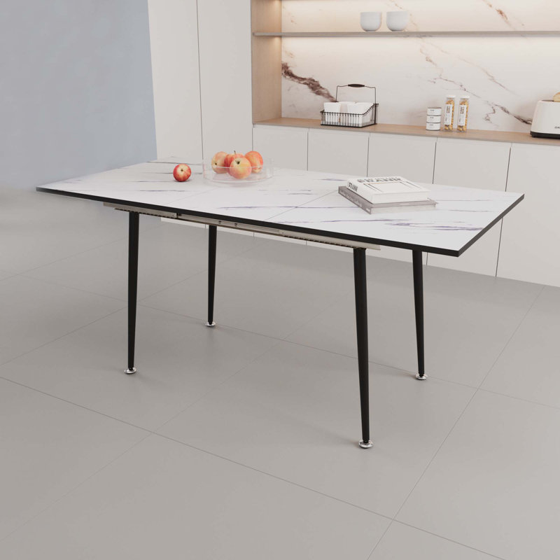 Table de salle à manger extensible de 47 po à 63 po (table seulement)