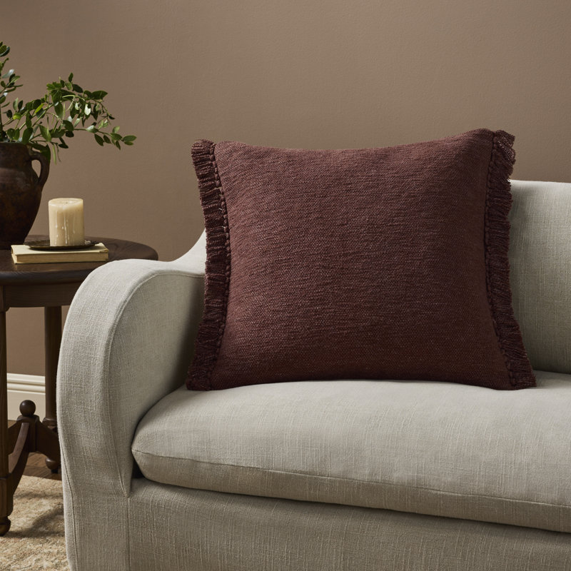 Coussin décoratif Magnolia Home par Joanna Gaines x Loloi Jett, Marron, 22 po x 22 po, housse seulement