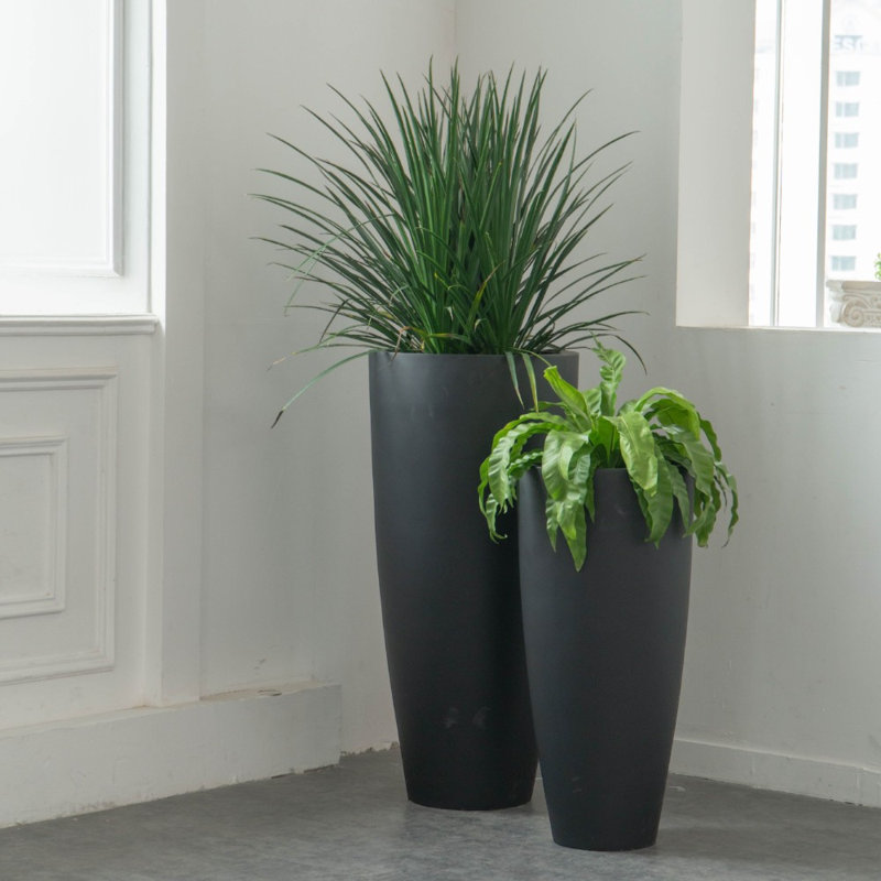 Sloatsburg Handmade Pot Planter, White, 39" H x 20" W x 20" D